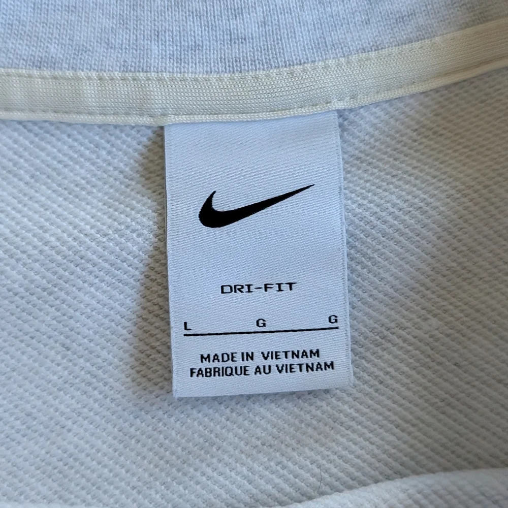Nike Dri-FIT Standard Issue Basketball Sweatshirt New Without Tags‎ Men's Large